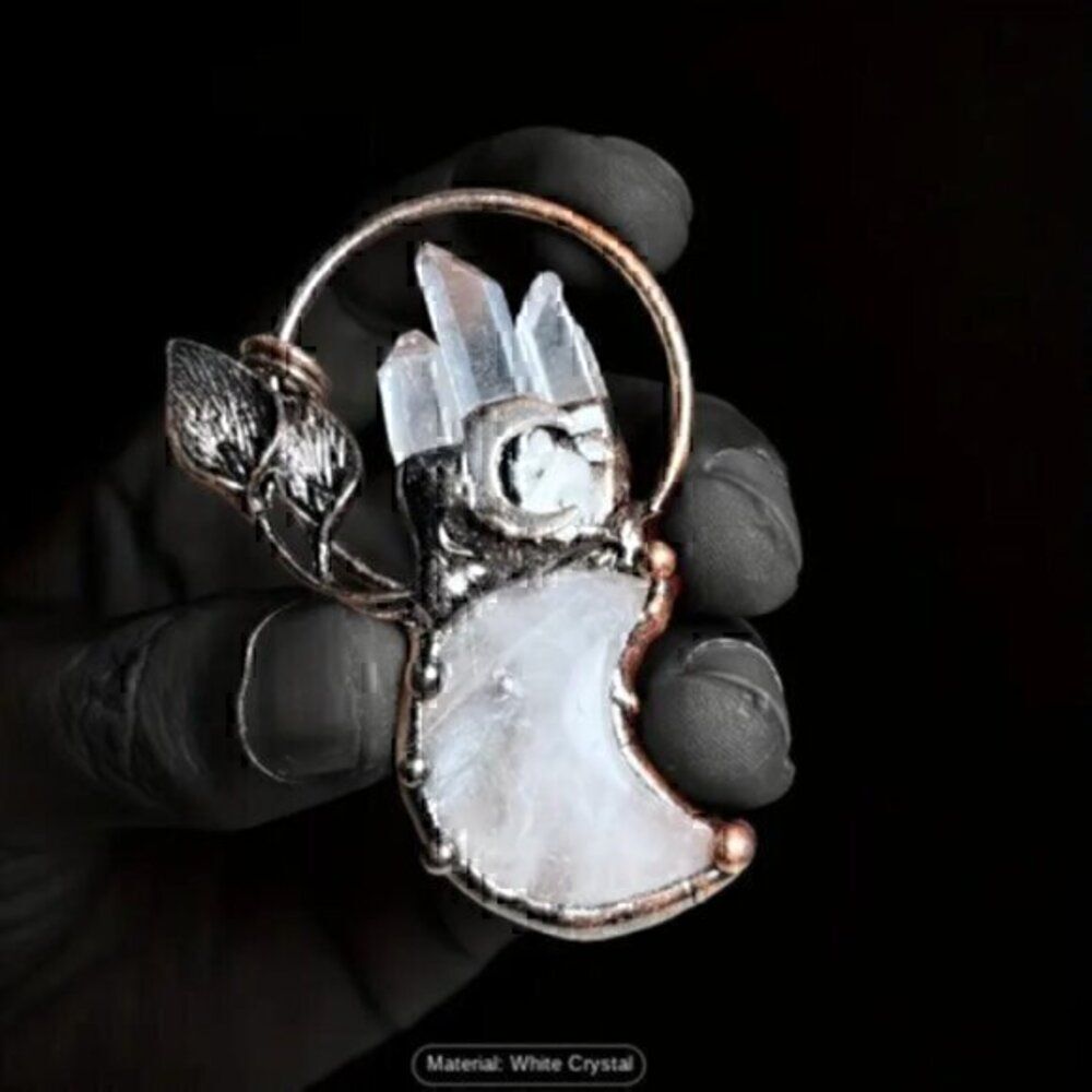 Crescent Moon Shape  Leaf Crystal Stone Medieval Medallion Witch Pendant